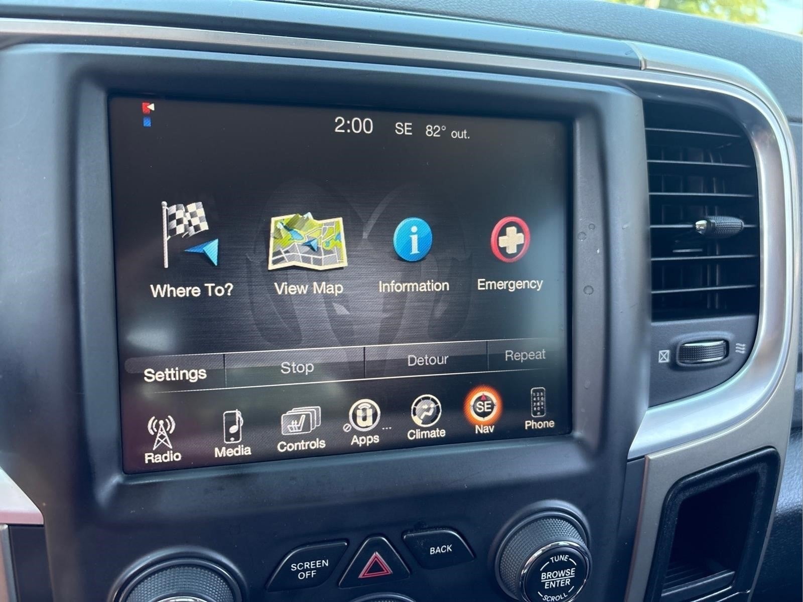 2013 RAM 1500 SLT