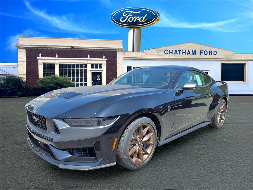 2025 Ford Mustang Dark Horse