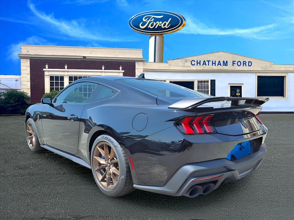 2025 Ford Mustang Dark Horse