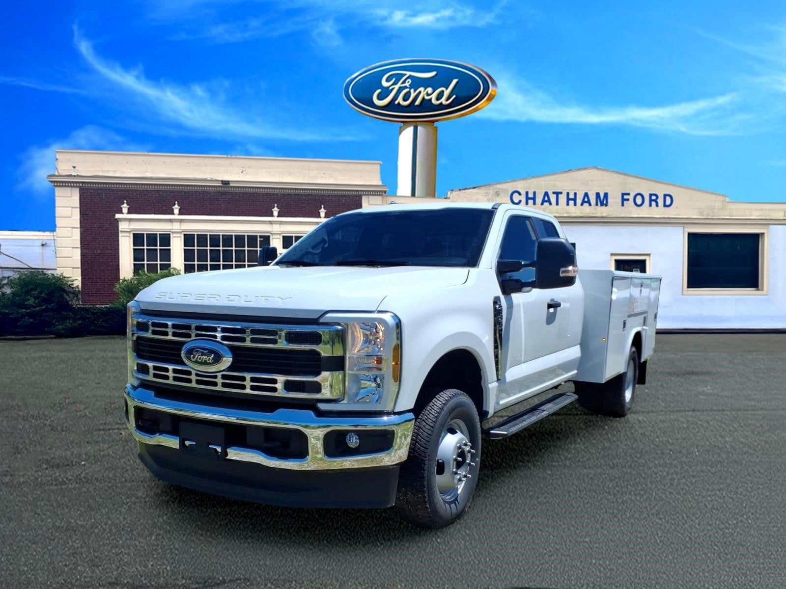 2025 Ford F-350 Super Duty XL
