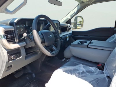 2025 Ford F-350 Super Duty XL