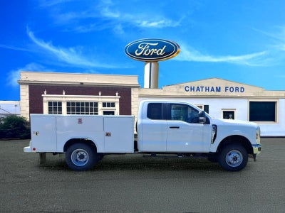 2025 Ford F-350 Super Duty XL