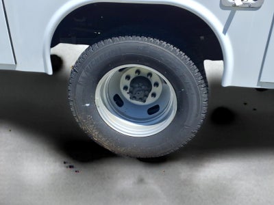 2025 Ford F-350 Super Duty XL