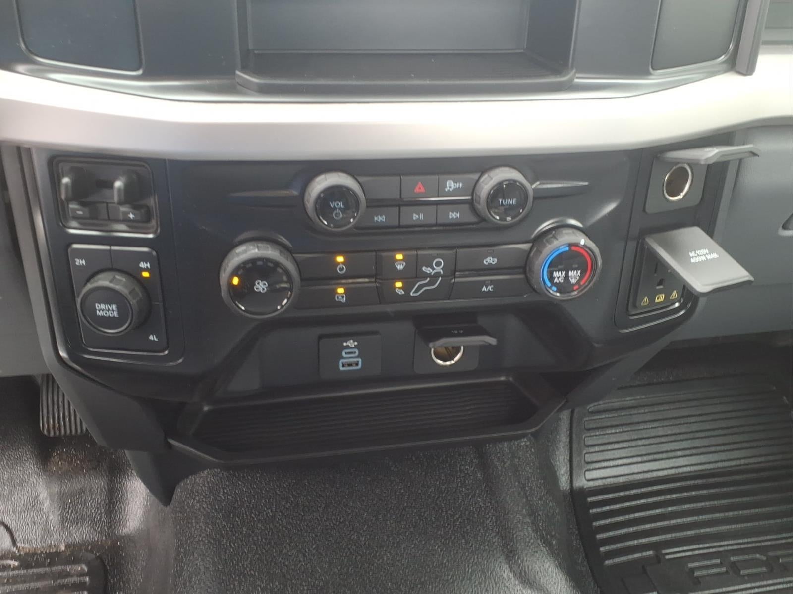 2025 Ford F-350 Super Duty XL