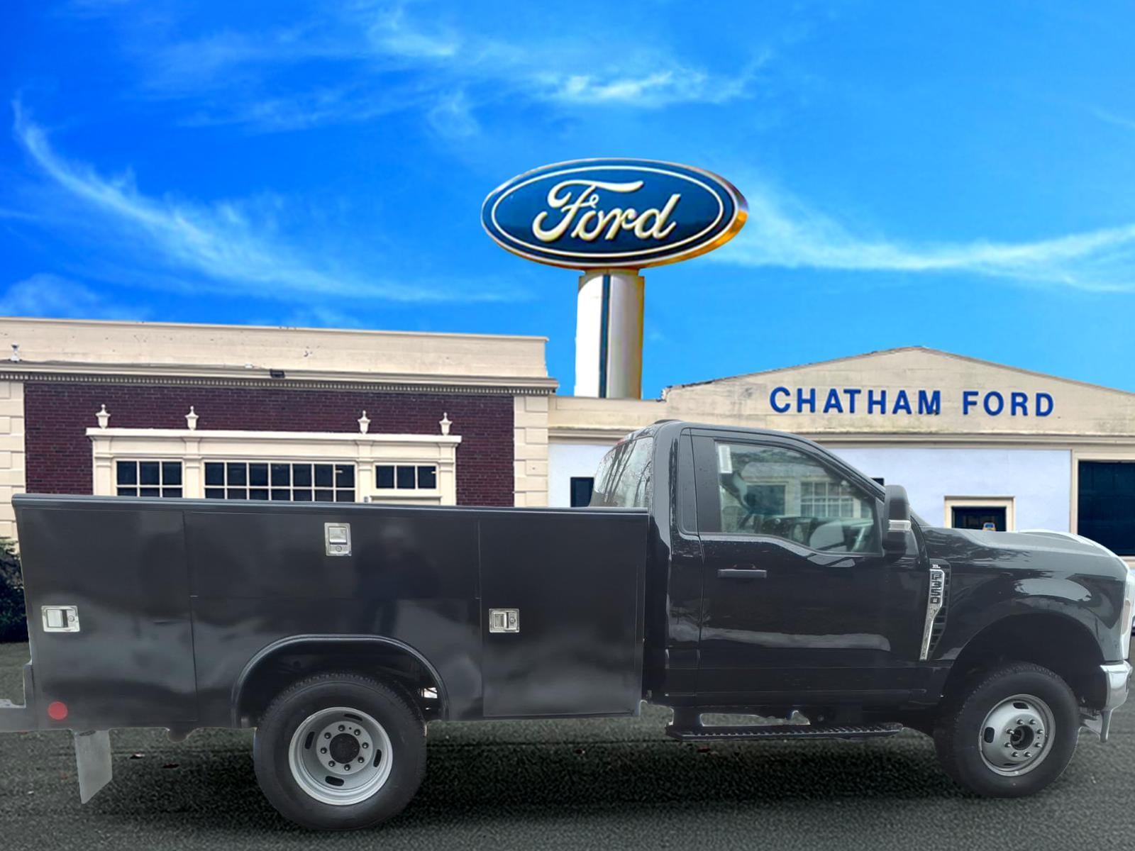 2025 Ford F-350 Super Duty XL