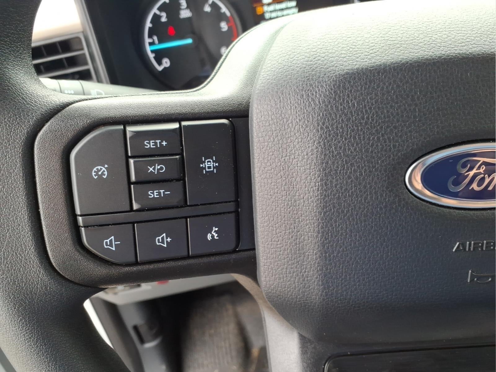 2025 Ford F-350 Super Duty XL
