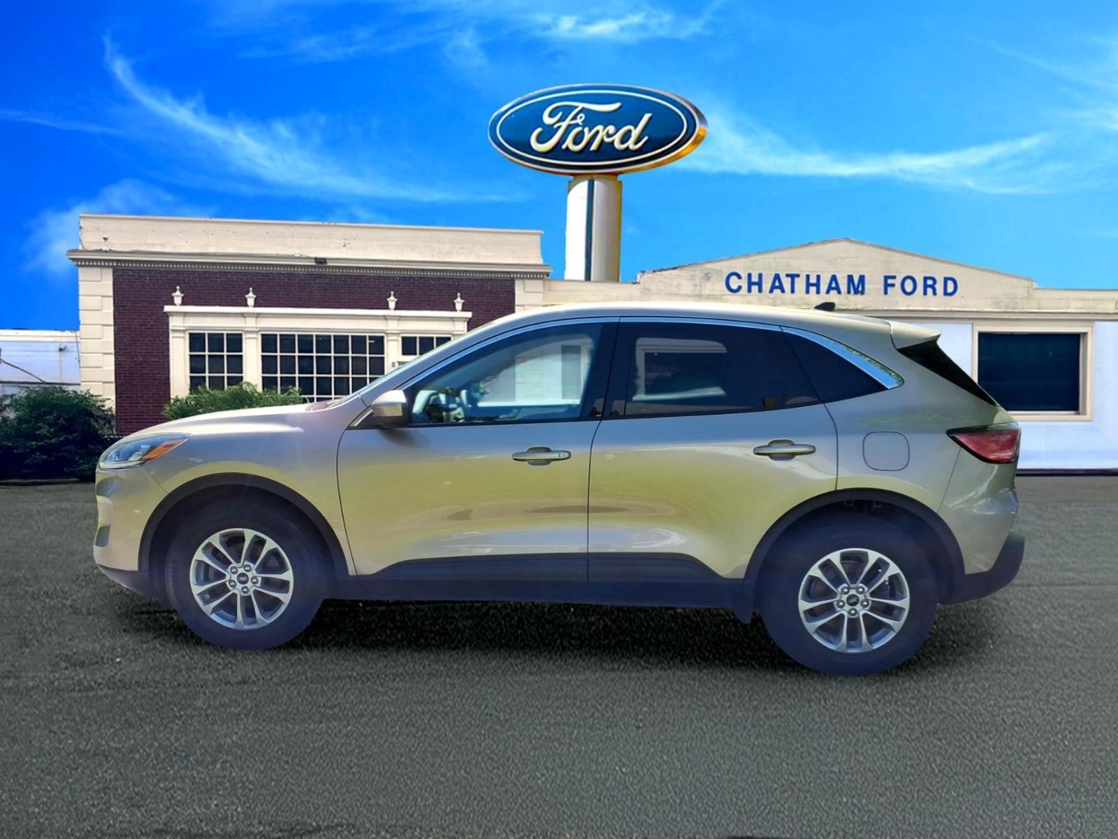 2020 Ford Escape SE