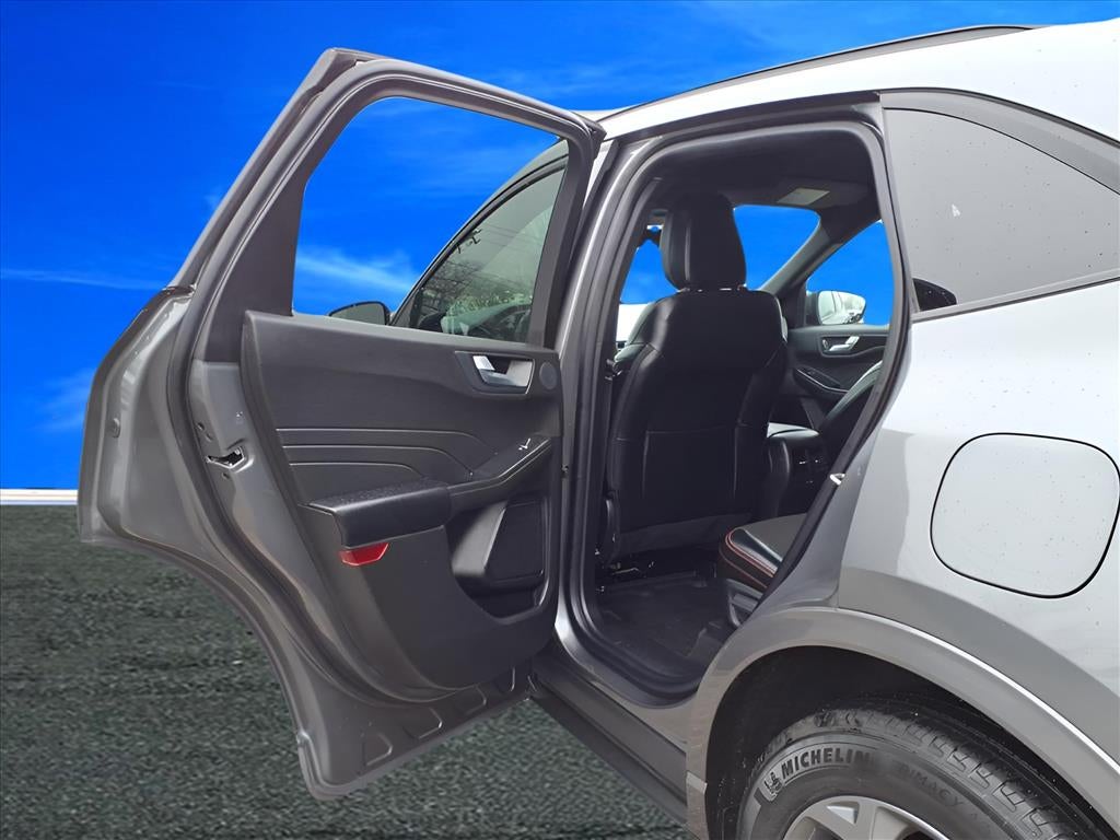 2023 Ford Escape Hybrid ST-Line Select