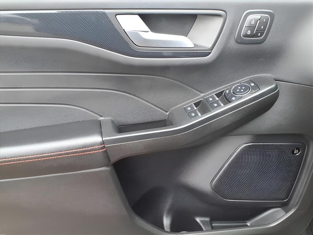 2023 Ford Escape Hybrid ST-Line Select