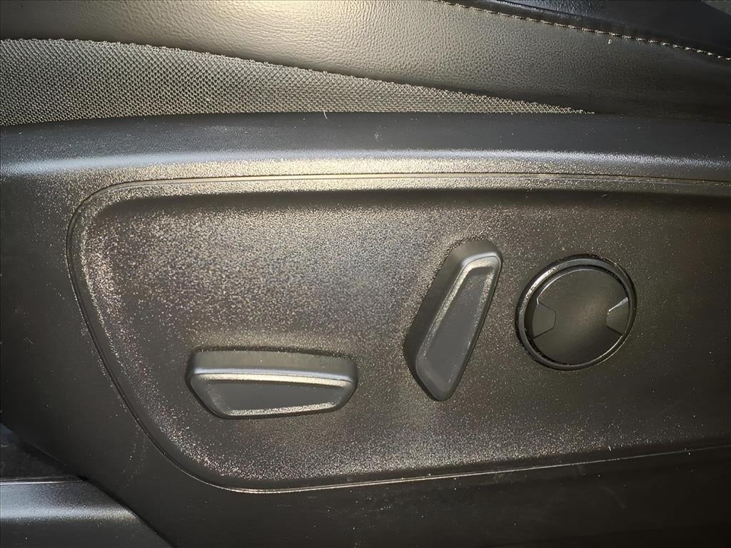 2023 Ford Escape Hybrid ST-Line Select