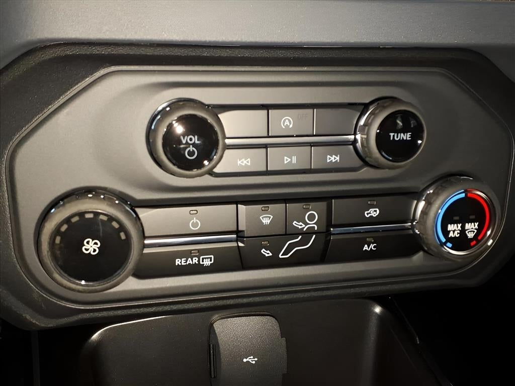 2025 Ford Bronco Base
