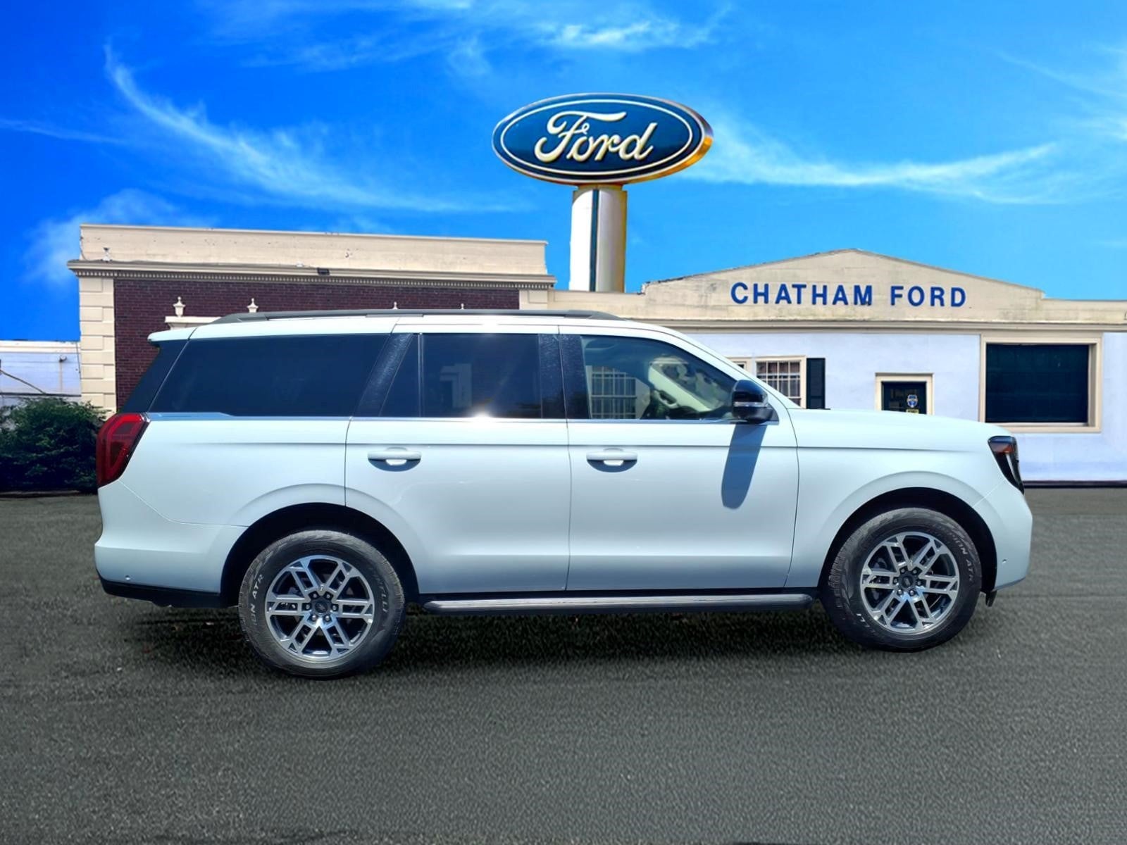 2025 Ford Expedition Active