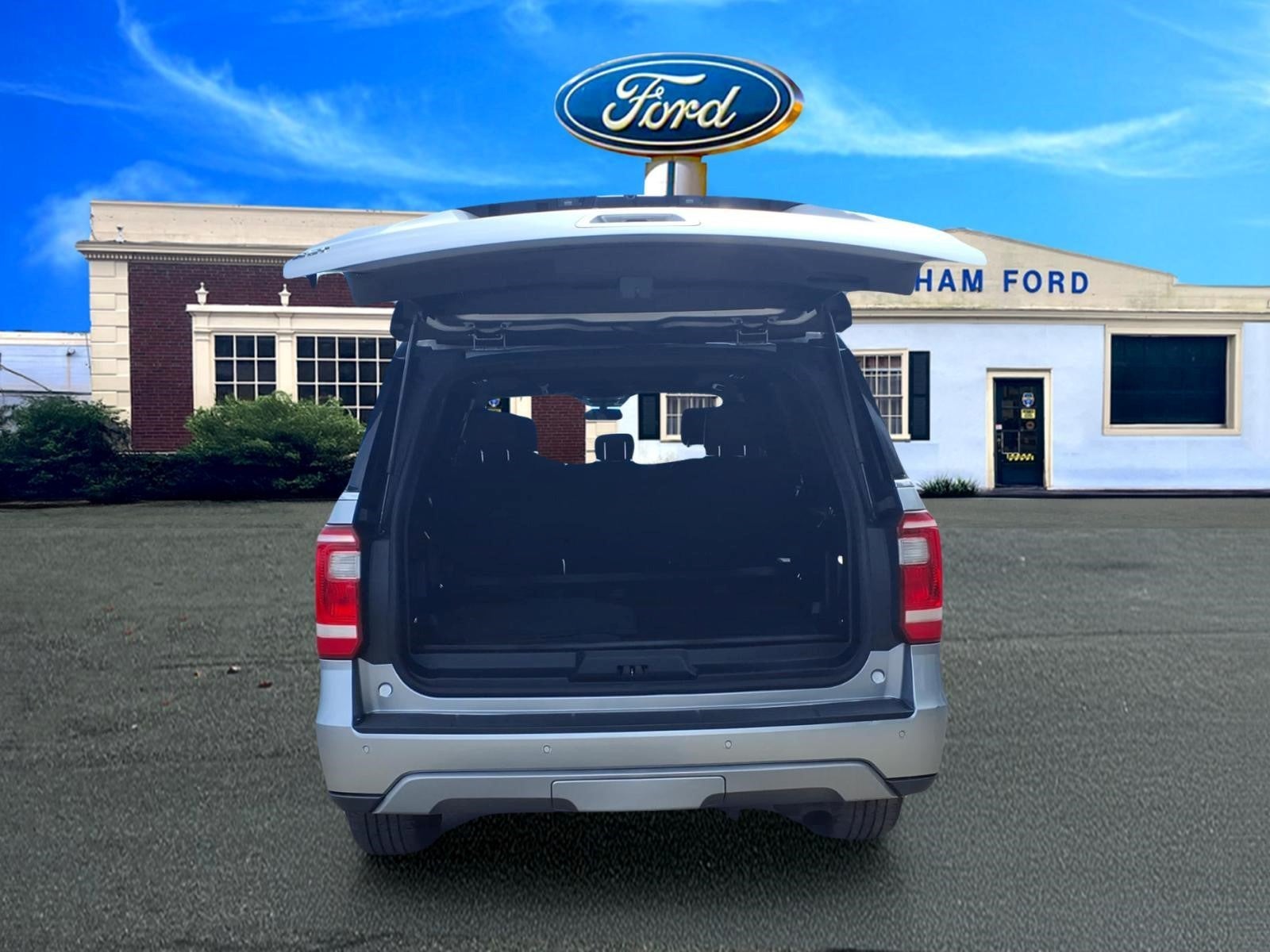 2020 Ford Expedition XLT