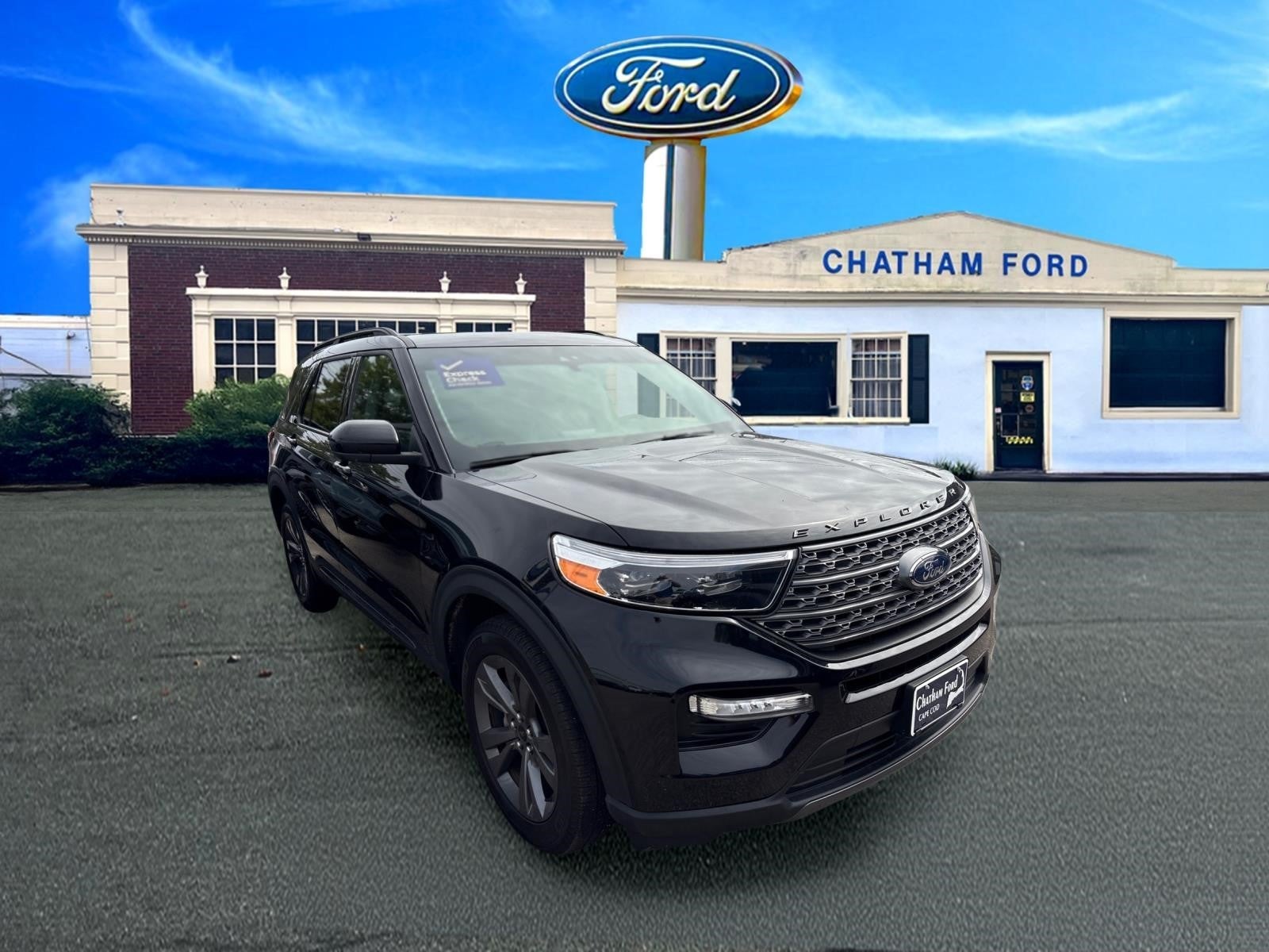 2023 Ford Explorer XLT