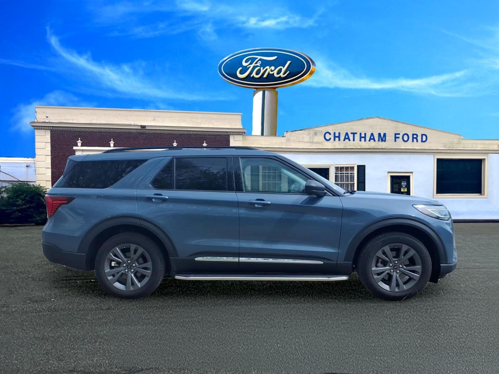 2025 Ford Explorer Active