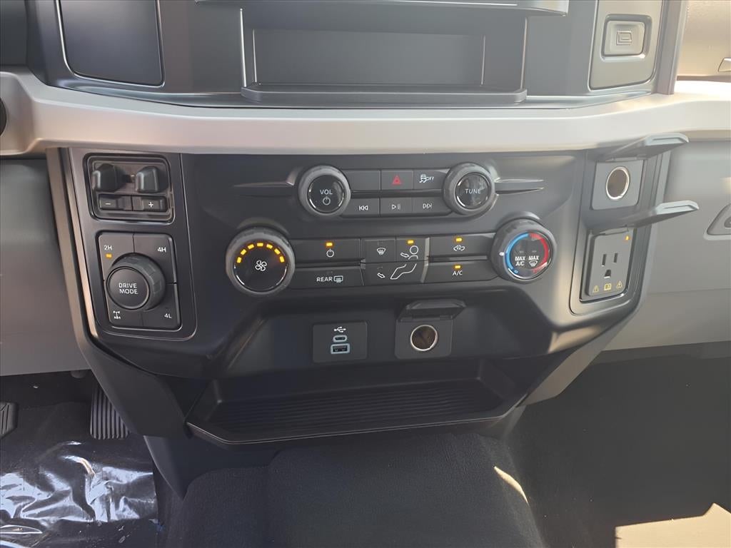 2025 Ford F-250 Super Duty XLT