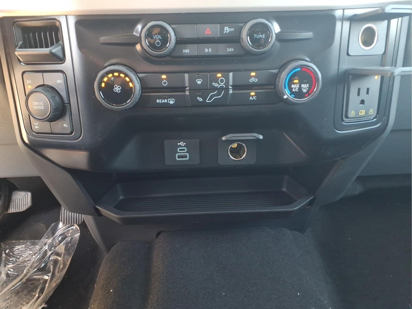 2026 Ford F-350 Super Duty XL