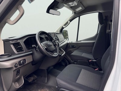 2025 Ford Transit 250