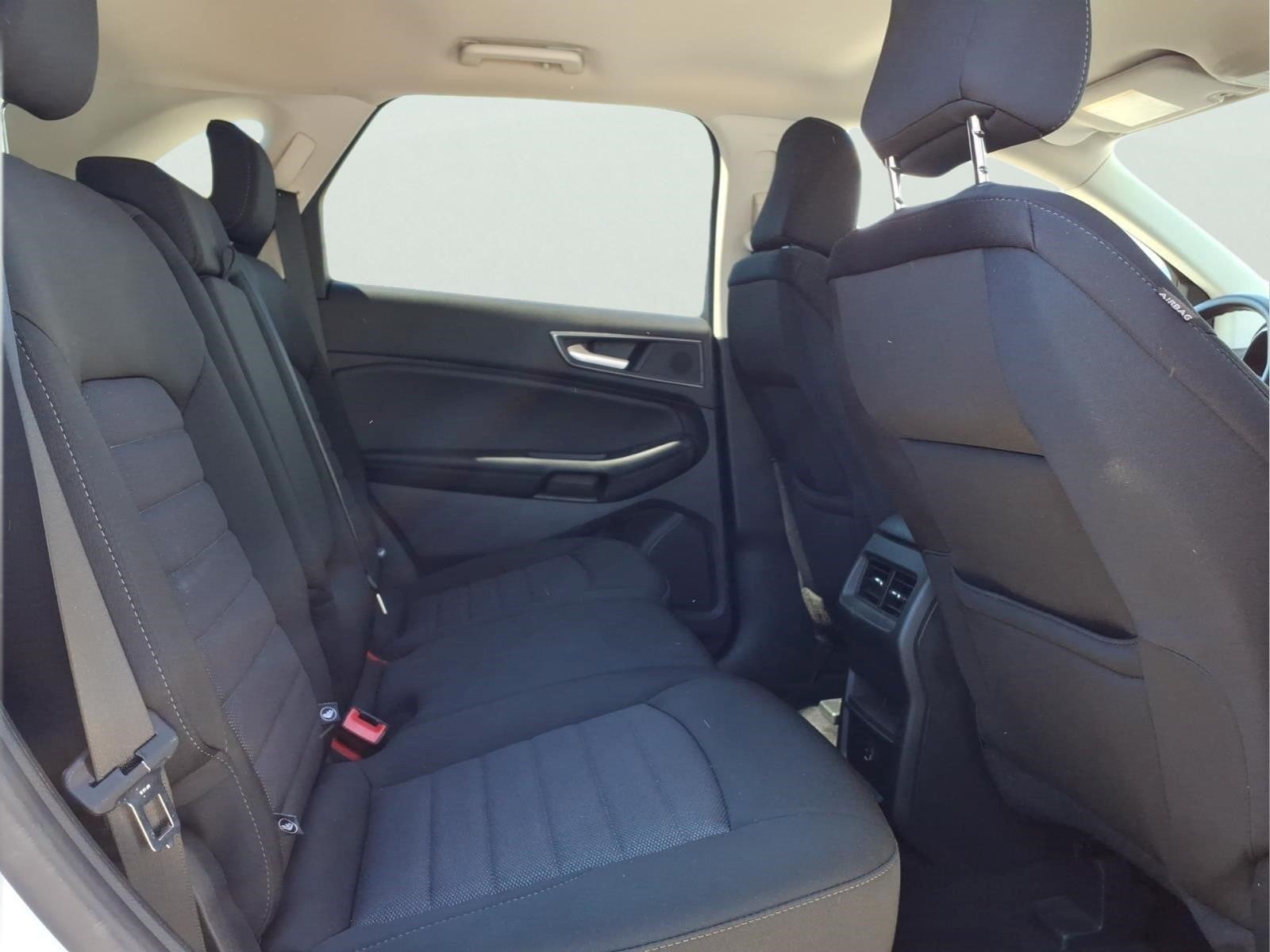 2021 Ford Edge SE