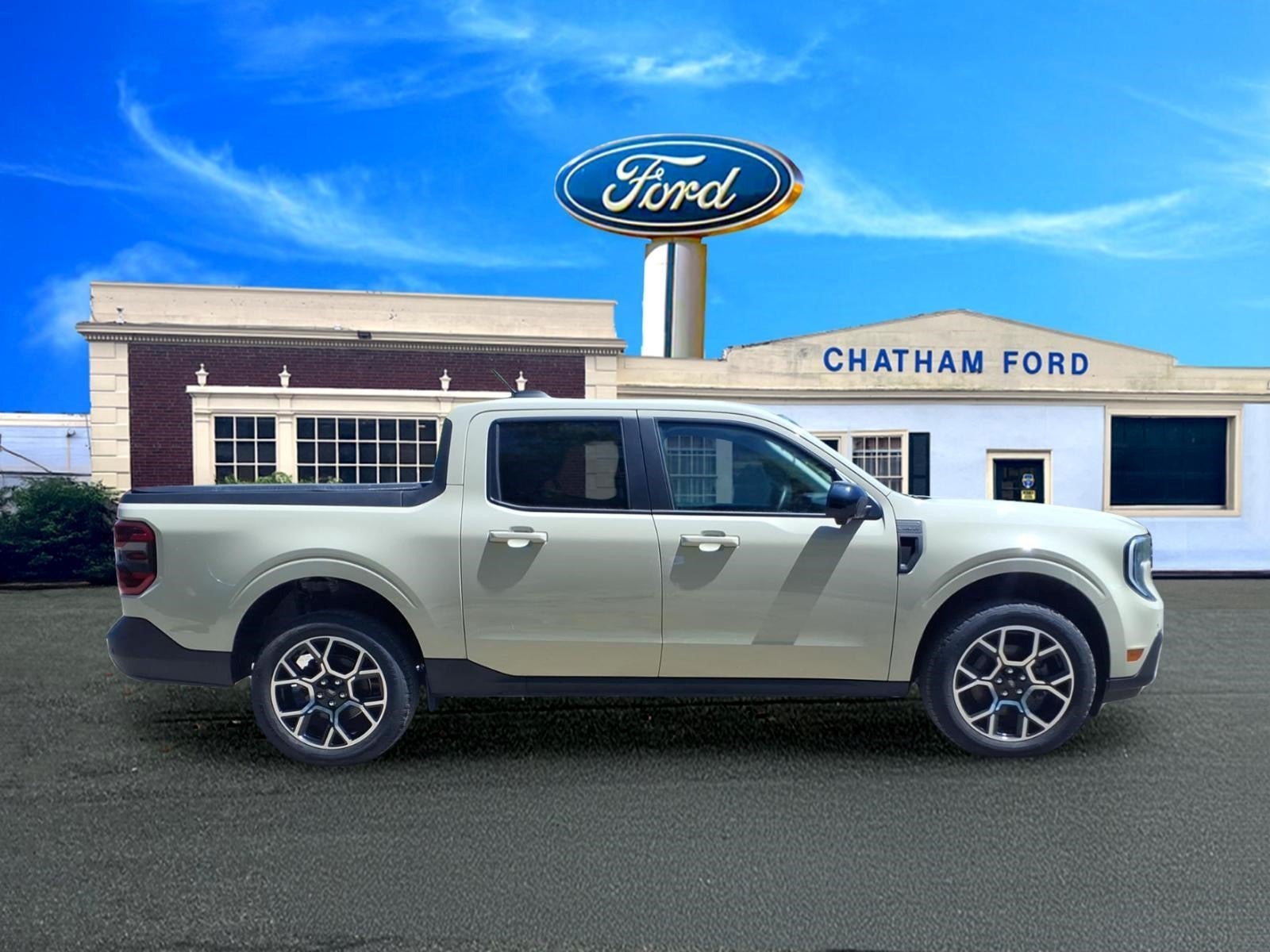 2025 Ford Maverick Lariat
