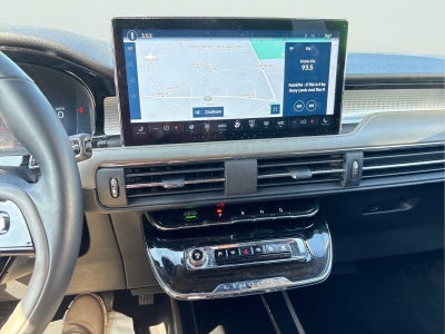 2025 Lincoln Corsair Premiere